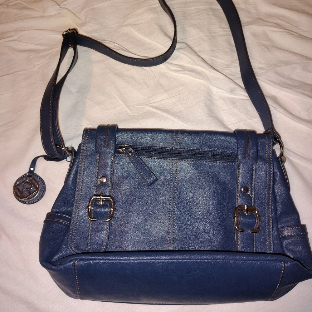 Relic Brand Crossbody Purse , Elegant Blue Shoulder Bag - Picture 2 of 6